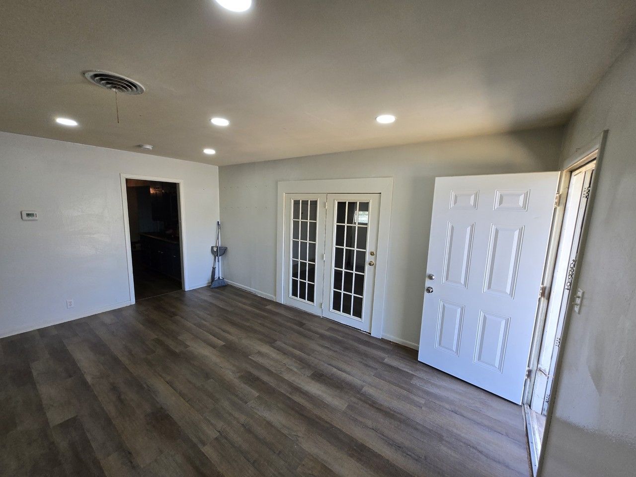 921 Leeper Dr #NA - Photo 2 of 3