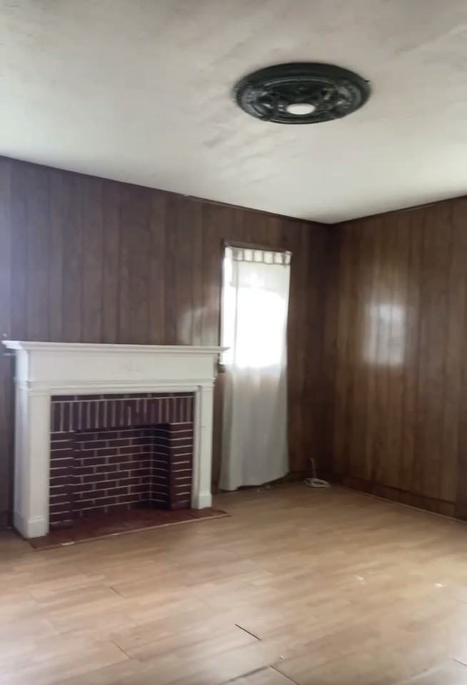208 N 1st St #B - Photo 5 of 9