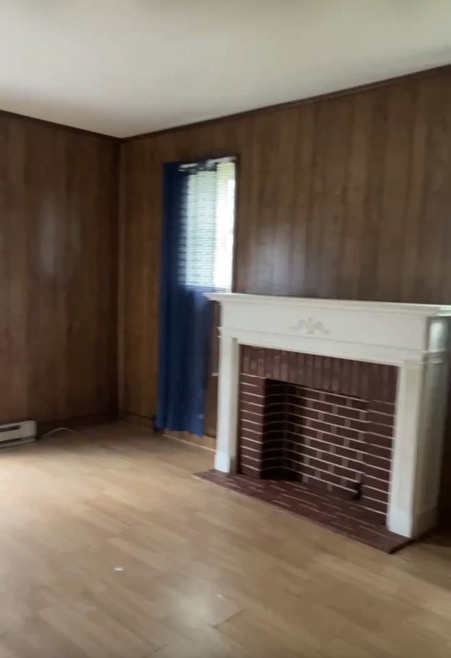 208 N 1st St #B - Photo 6 of 9