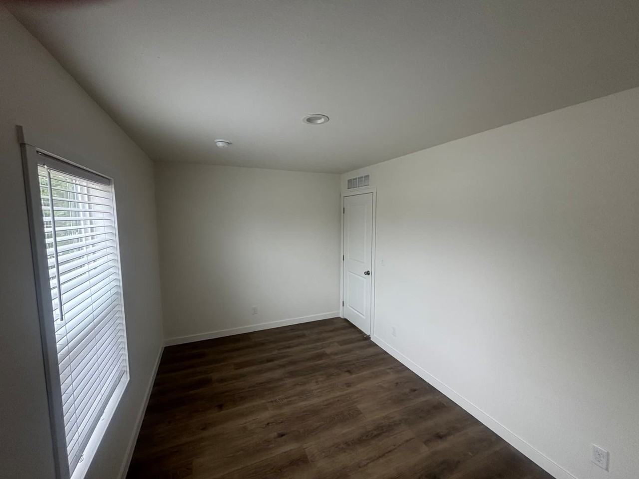 2600 University Ave #1 - Photo 6 of 10