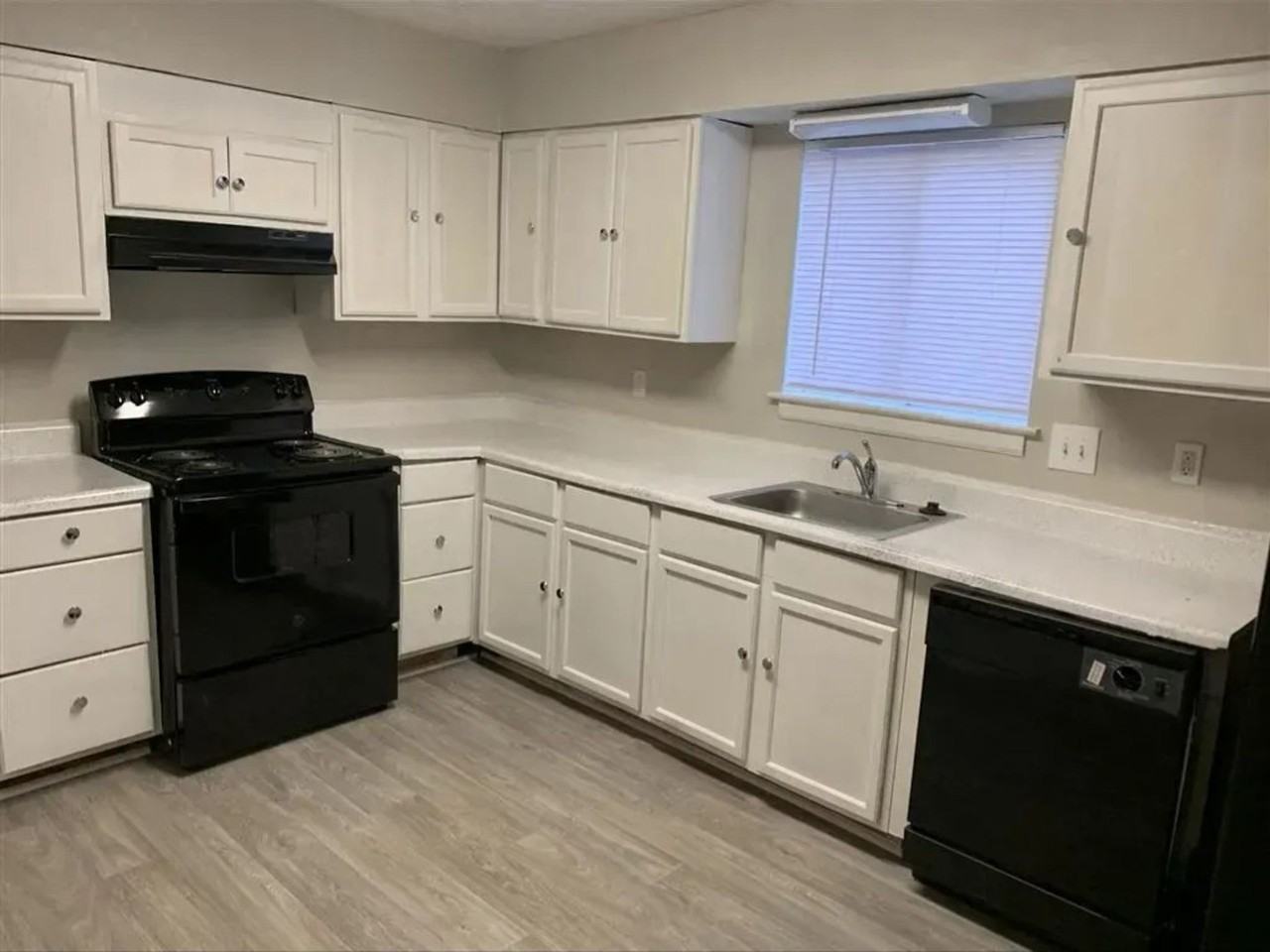 Hidden Woods Apartments - Photo 5 of 17