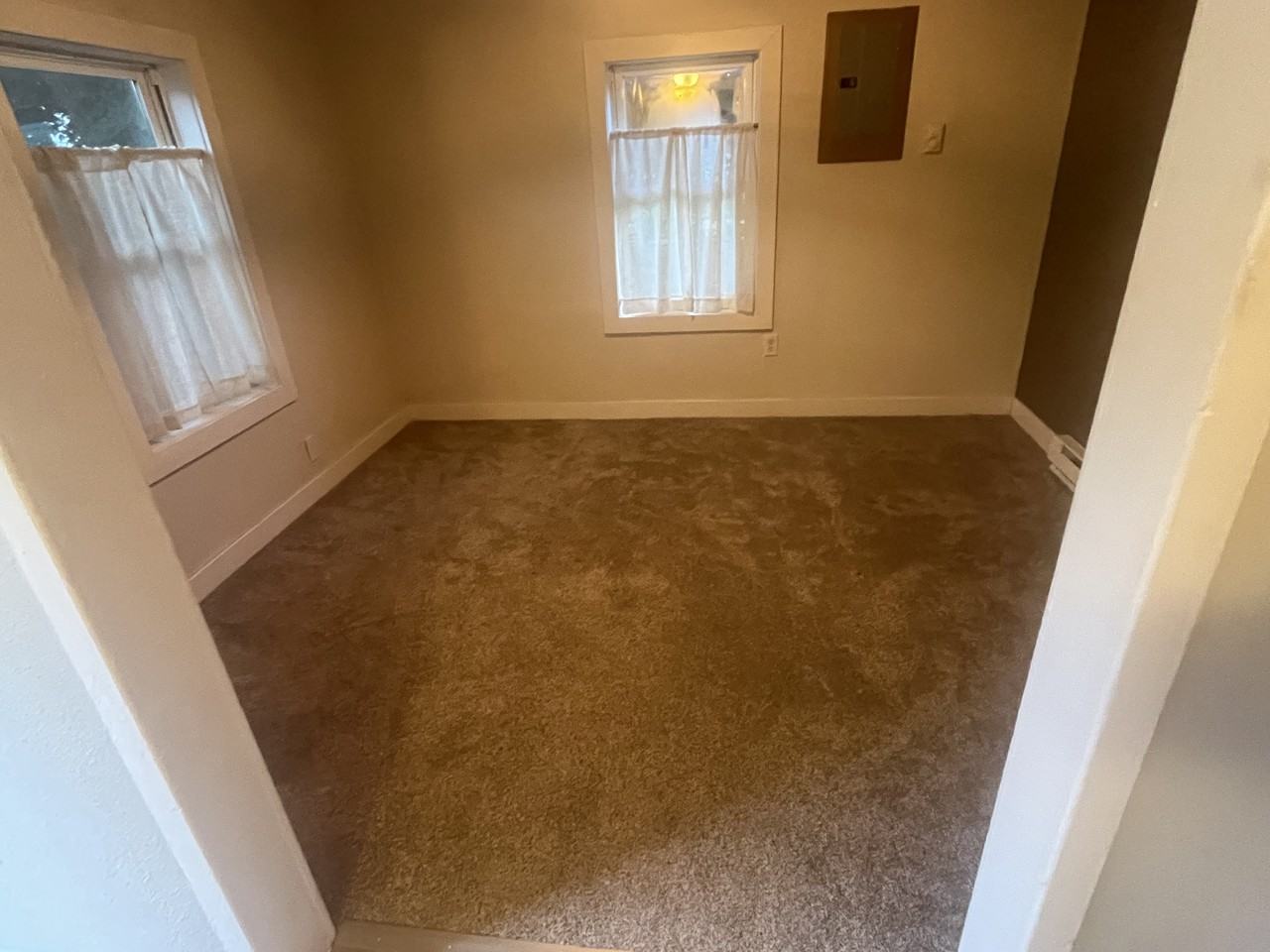 137 Avenue C #4 - Photo 5 of 8