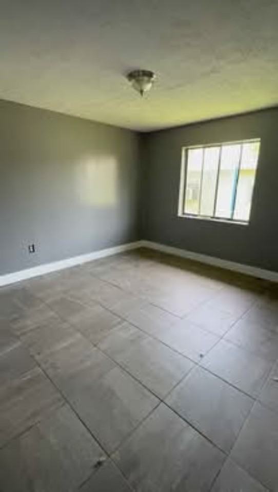 6111 Pierce St #REAR - Photo 7 of 9