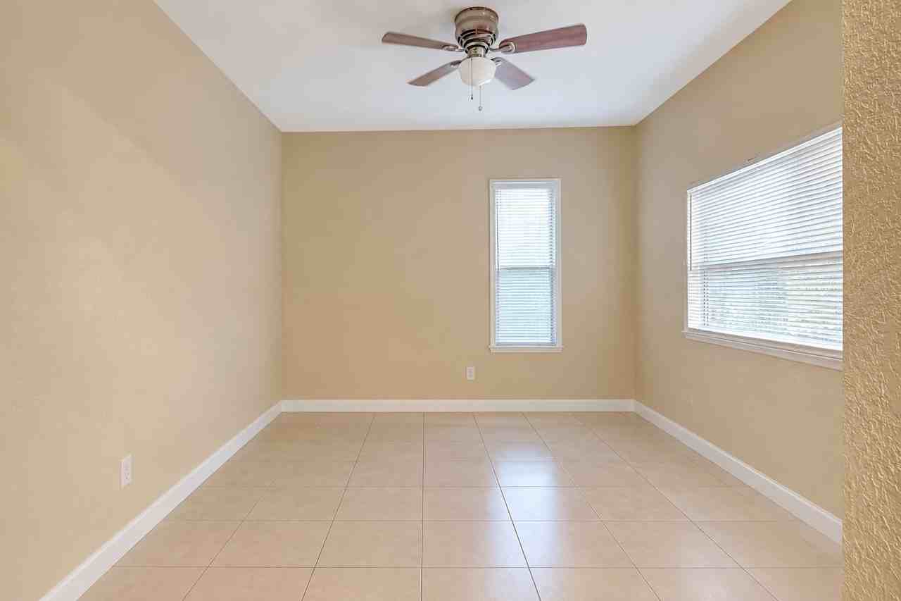 803 20th Street #a - Photo 2 of 11