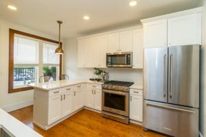 featured image of 416 Pleasant St #1