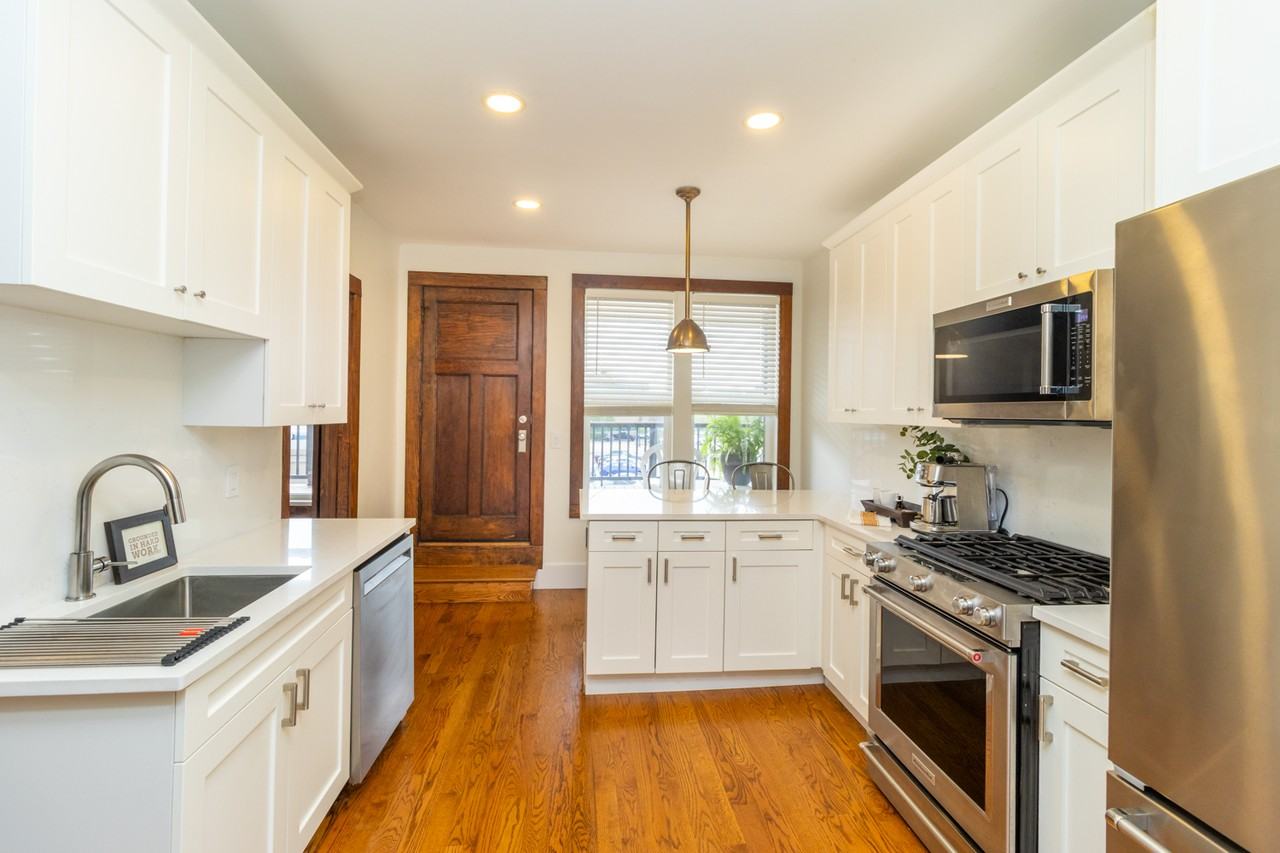416 Pleasant St #1 - Photo 2 of 30