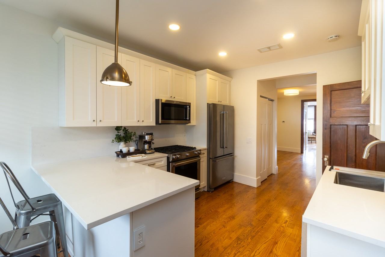 416 Pleasant St #1 - Photo 3 of 30