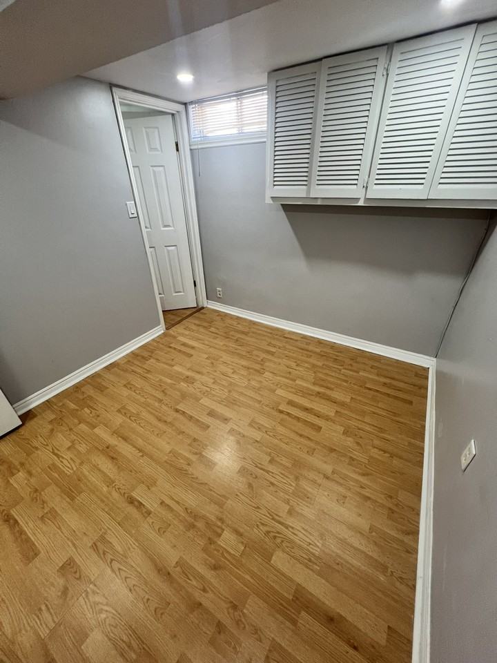 34 Duchess Dr - Photo 2 of 14