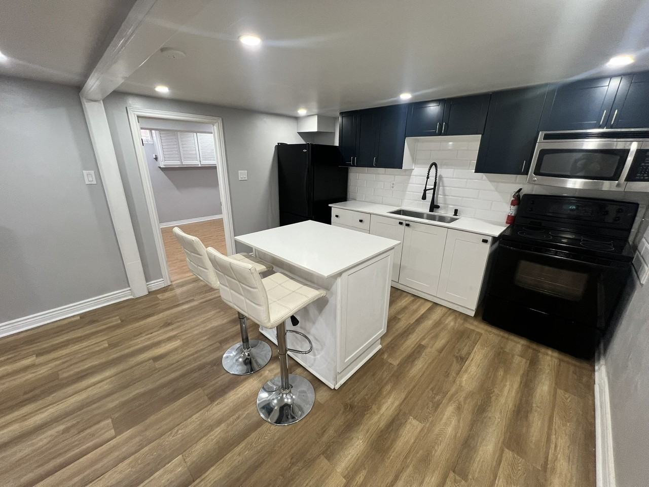 34 Duchess Dr - Photo 4 of 14