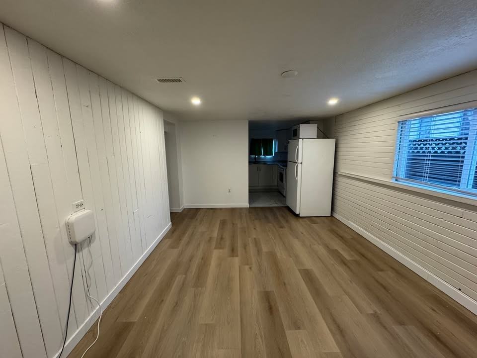 46174 Mellard Avenue - Photo 7 of 8