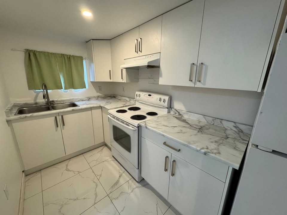 46174 Mellard Avenue - Photo 3 of 8