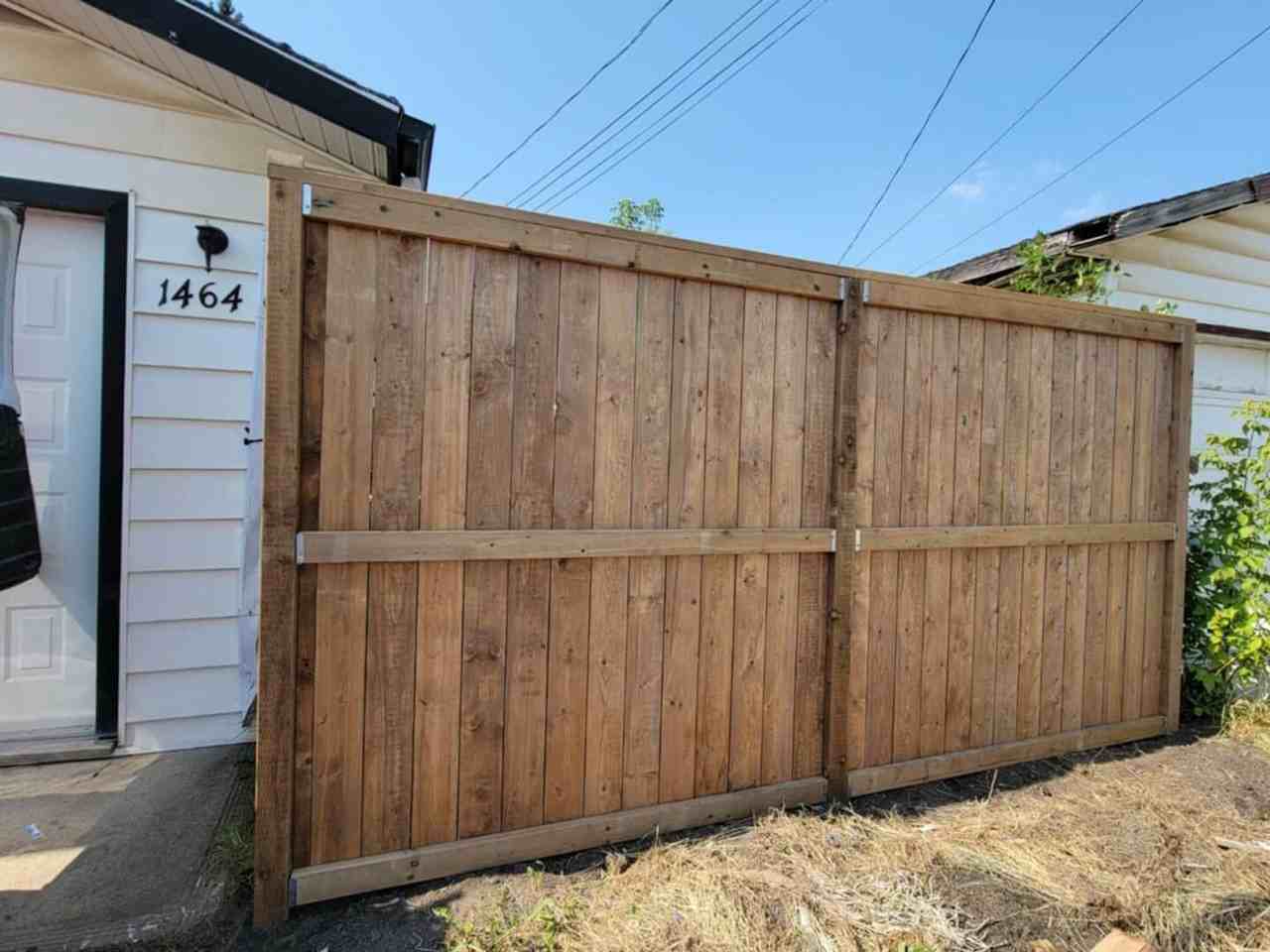 1464 Mardale Dr Ne - Photo 3 of 20