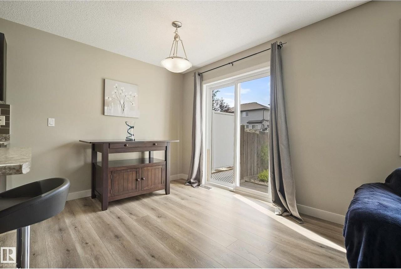 1715 Cunningham Way Sw - Photo 3 of 26