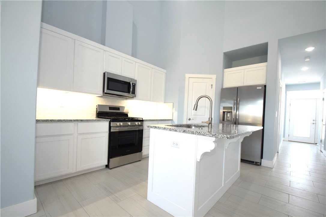 1860 Garnet Ave - Photo 6 of 21