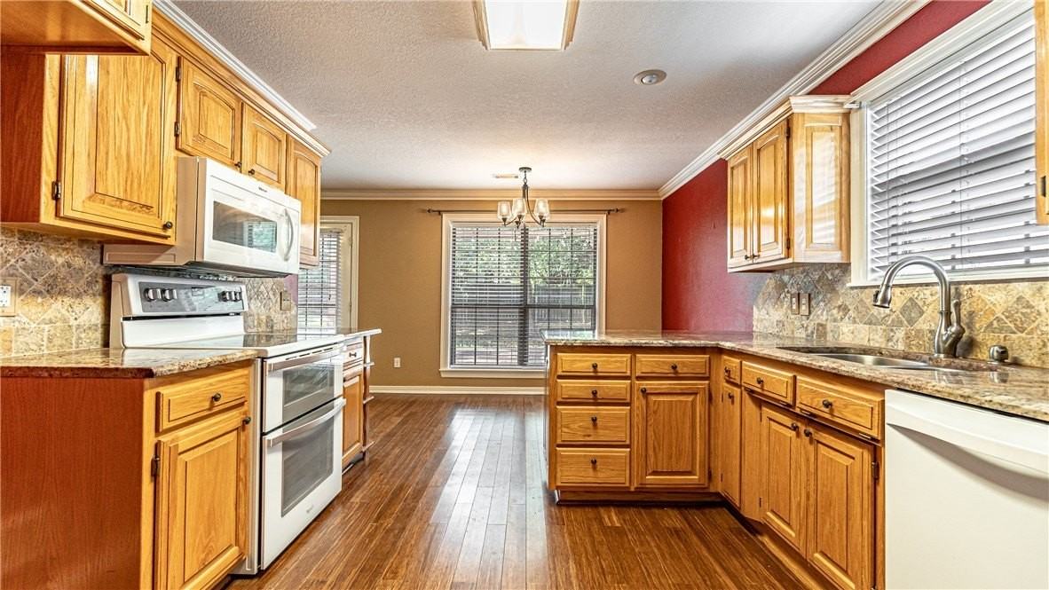 5667 E Country Rdg - Photo 4 of 22