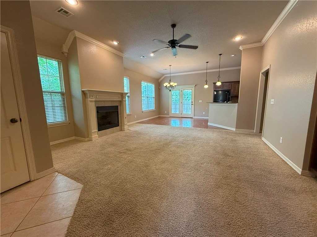 108 E Granada St - Photo 2 of 16