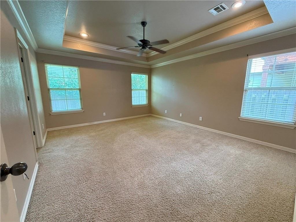 108 E Granada St - Photo 6 of 16