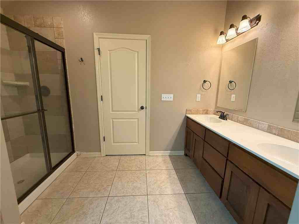 108 E Granada St - Photo 7 of 16