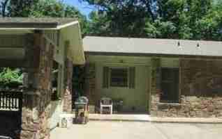 featured image of 16 Victoria Ln