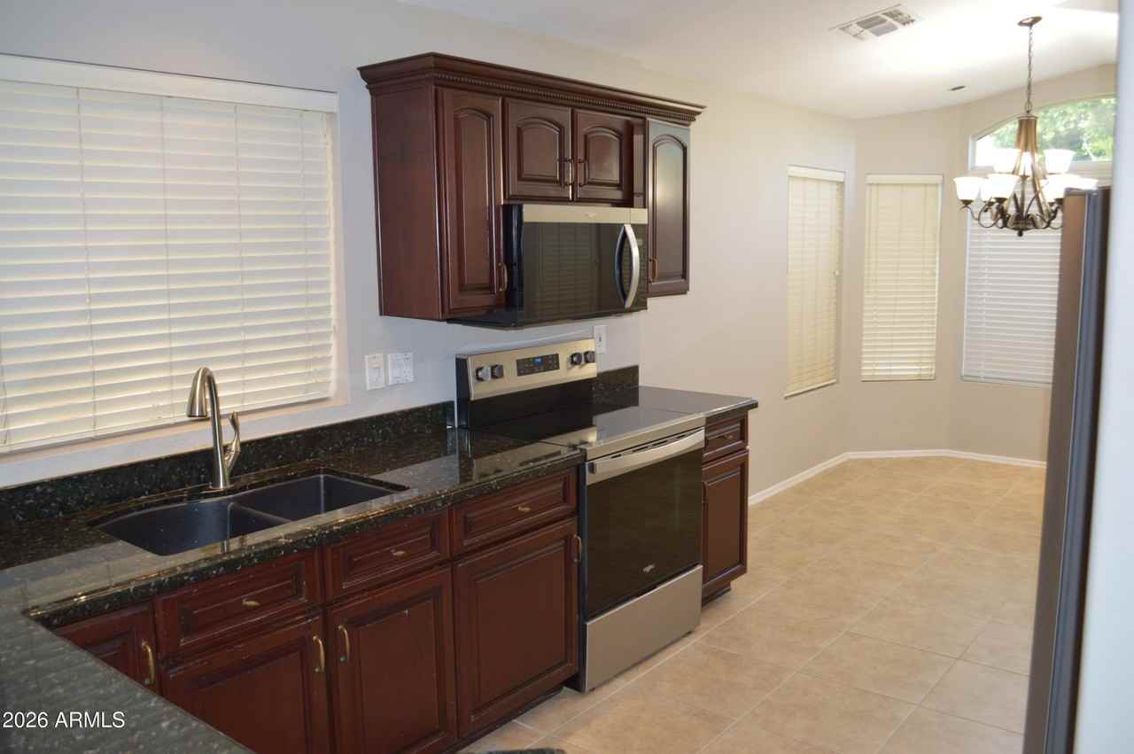 8669 E Avalon Dr - Photo 2 of 22