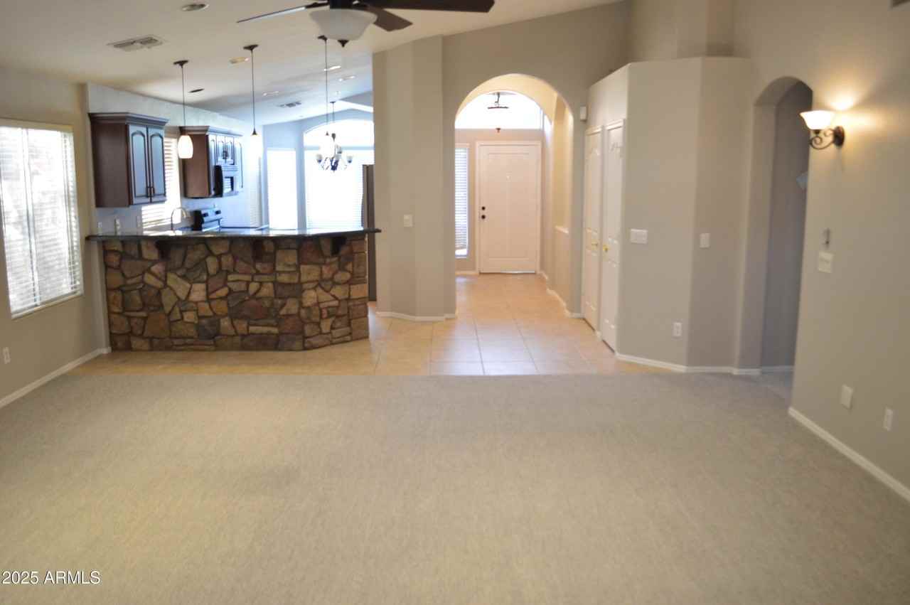 8669 E Avalon Dr - Photo 6 of 22
