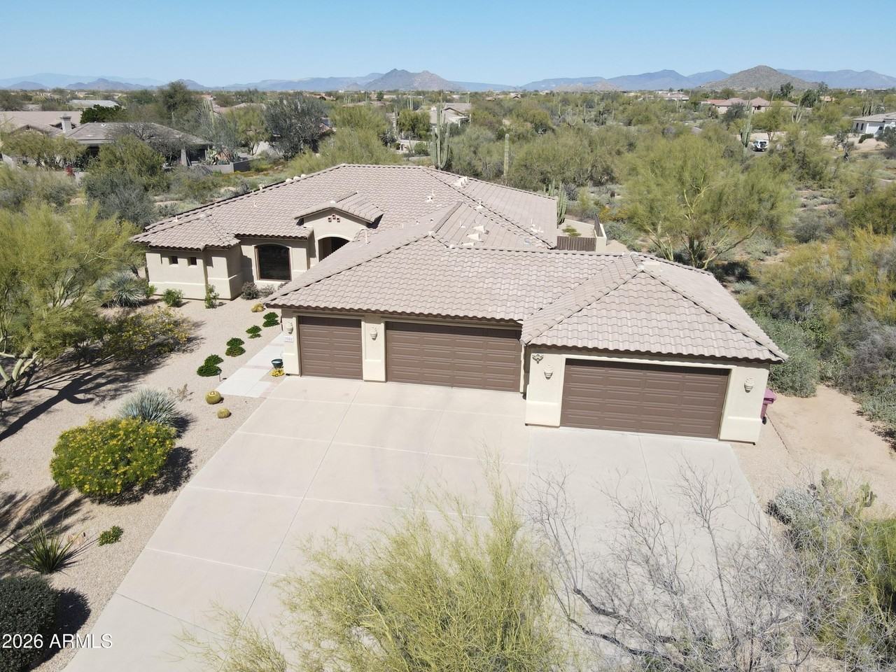 7592 E Monterra Way - Photo 2 of 36