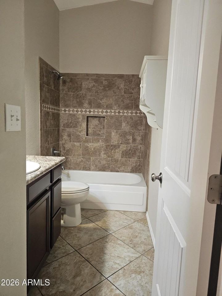 5075 Paseo Arruza - Photo 6 of 10