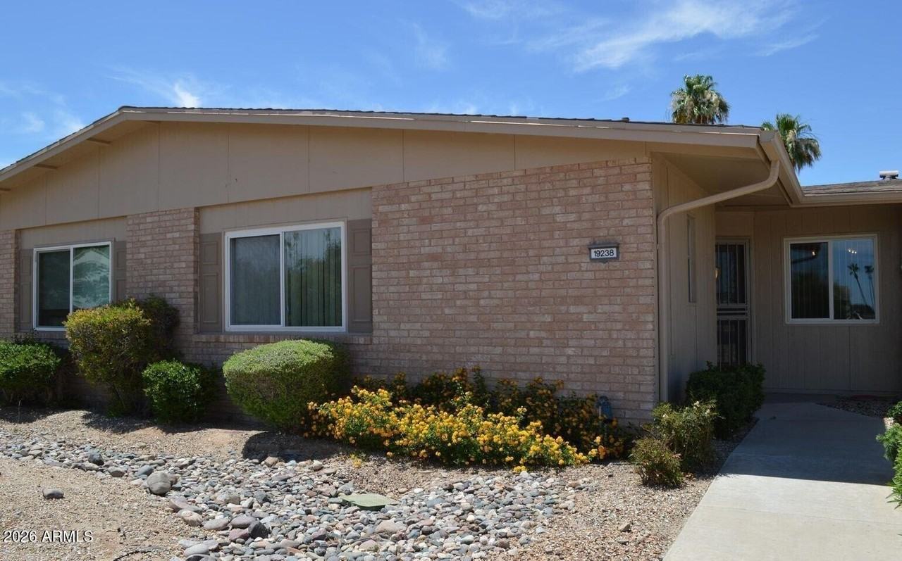19238 N Camino Del Sol - Photo 2 of 23
