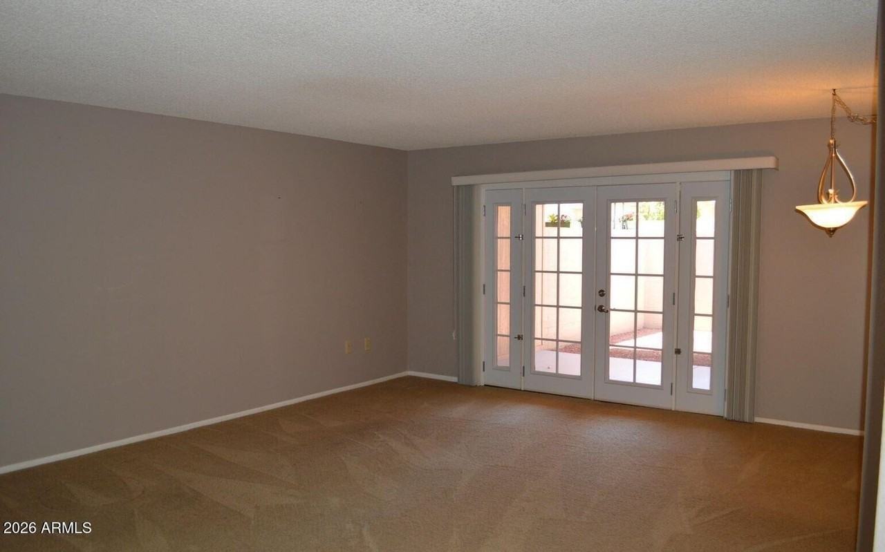 19238 N Camino Del Sol - Photo 3 of 23