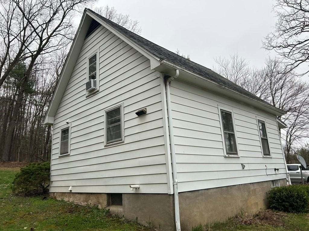 566 S 3rd Ave - Photo 2 of 12