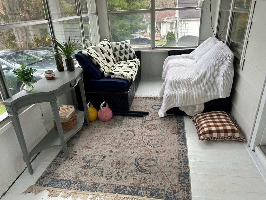 566 S 3rd Ave - Photo 3 of 12