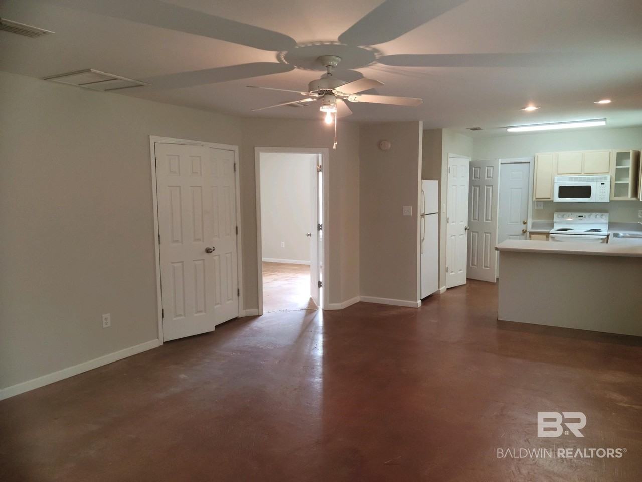 18390 W Hammond St #B - Photo 3 of 15