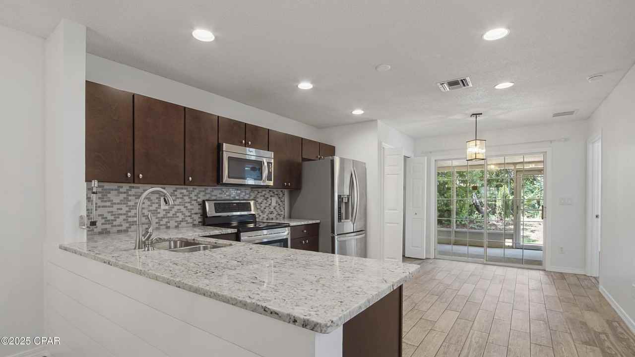 74 Park Pl - Photo 7 of 29