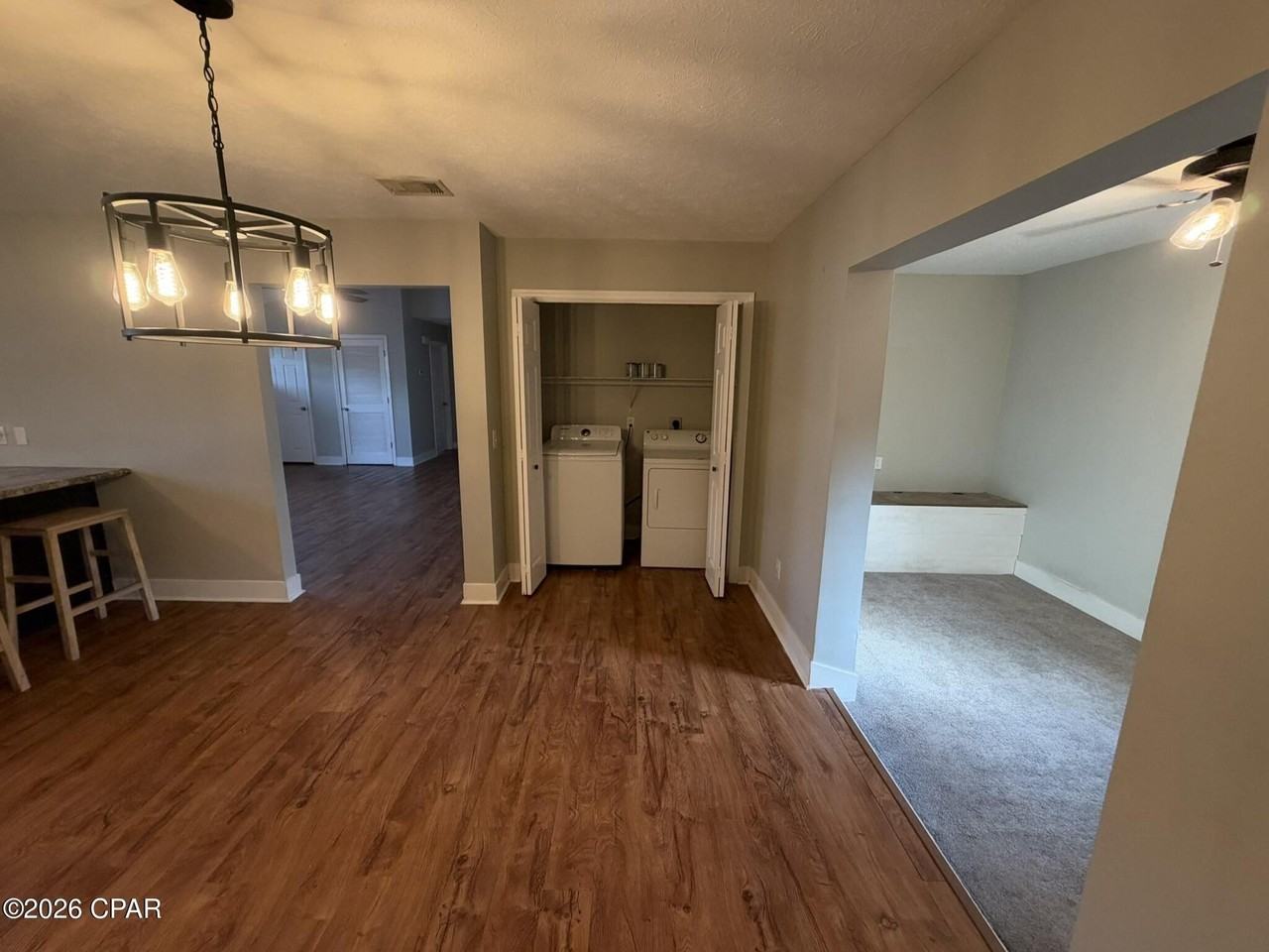 936 Pelican Pl - Photo 7 of 24