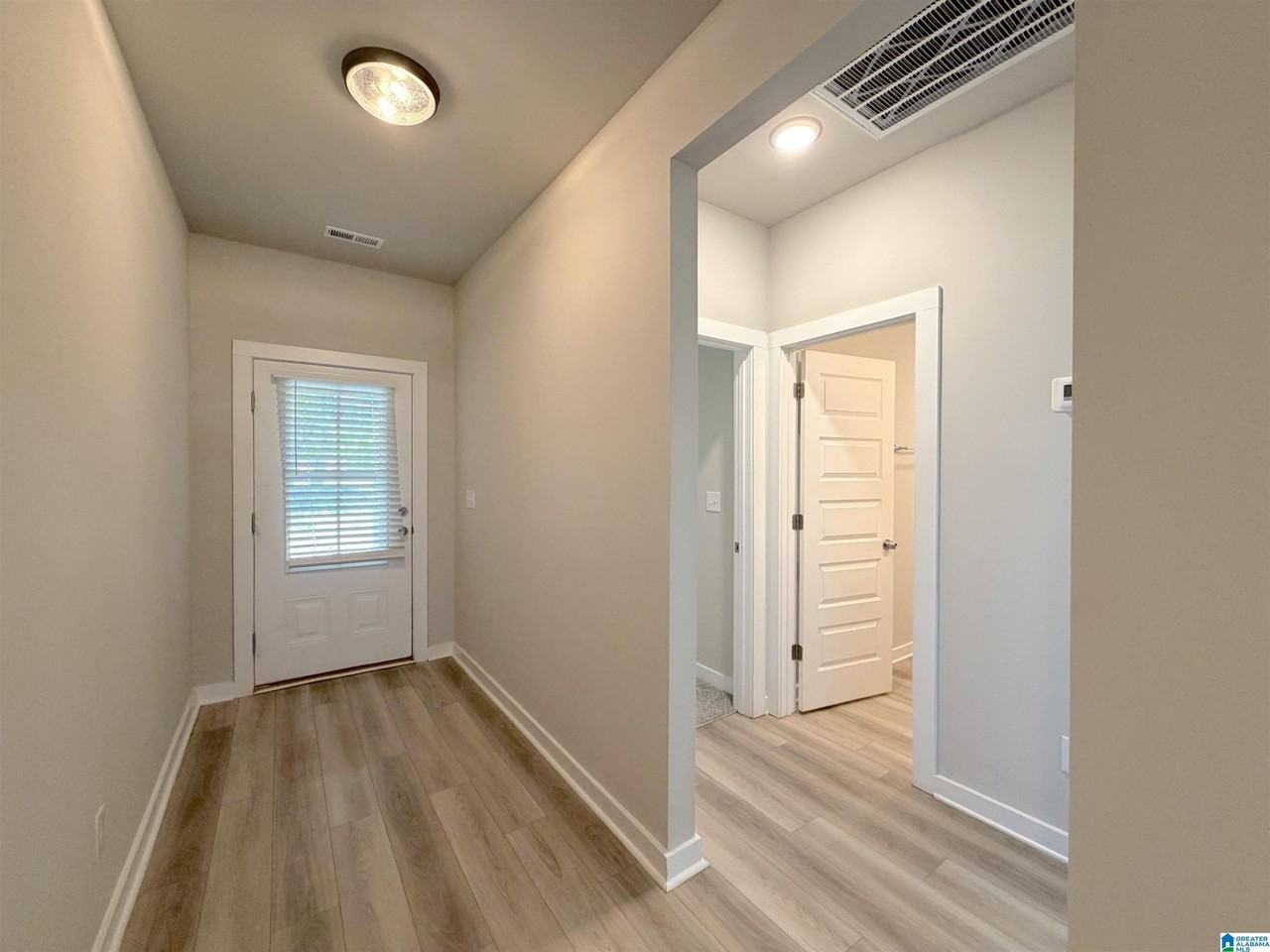 336 Shady Ln - Photo 4 of 38