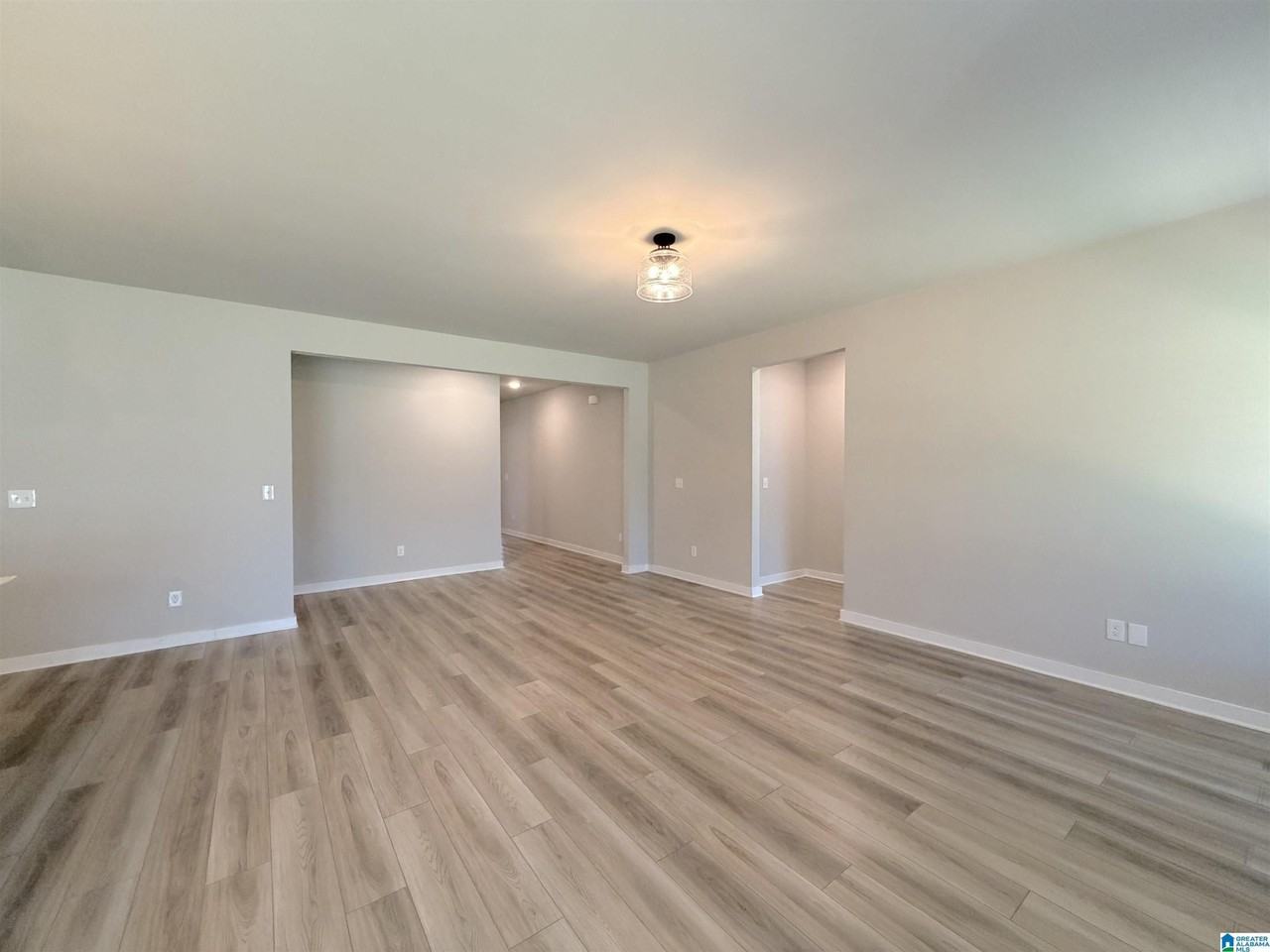 336 Shady Ln - Photo 7 of 38