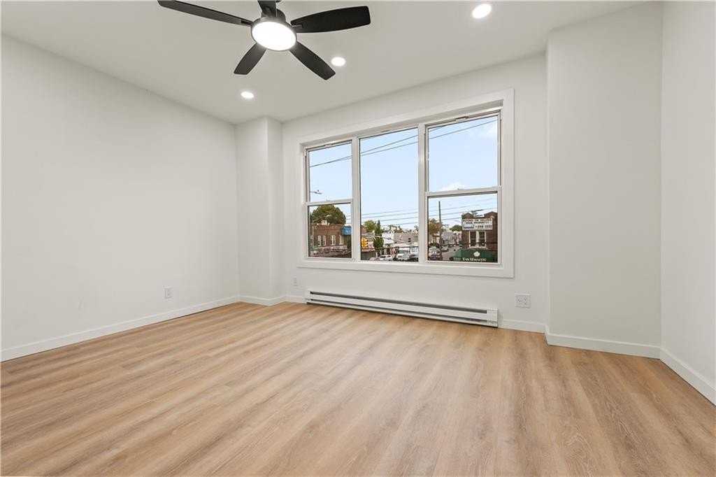 2925 Avenue M - Photo 7 of 35