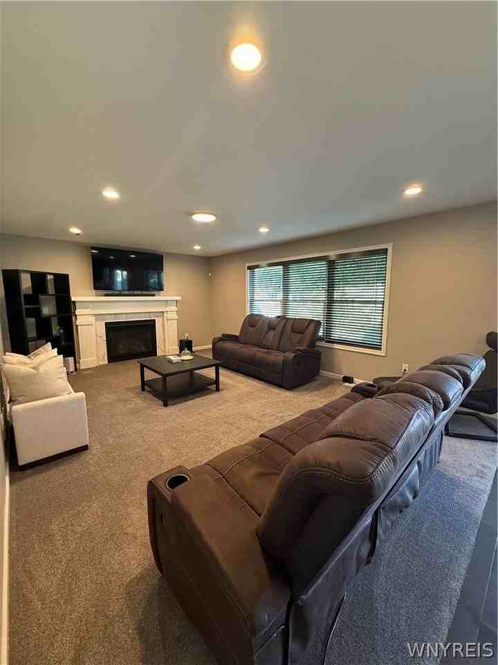 346 Rachel Vincent Way - Photo 3 of 22