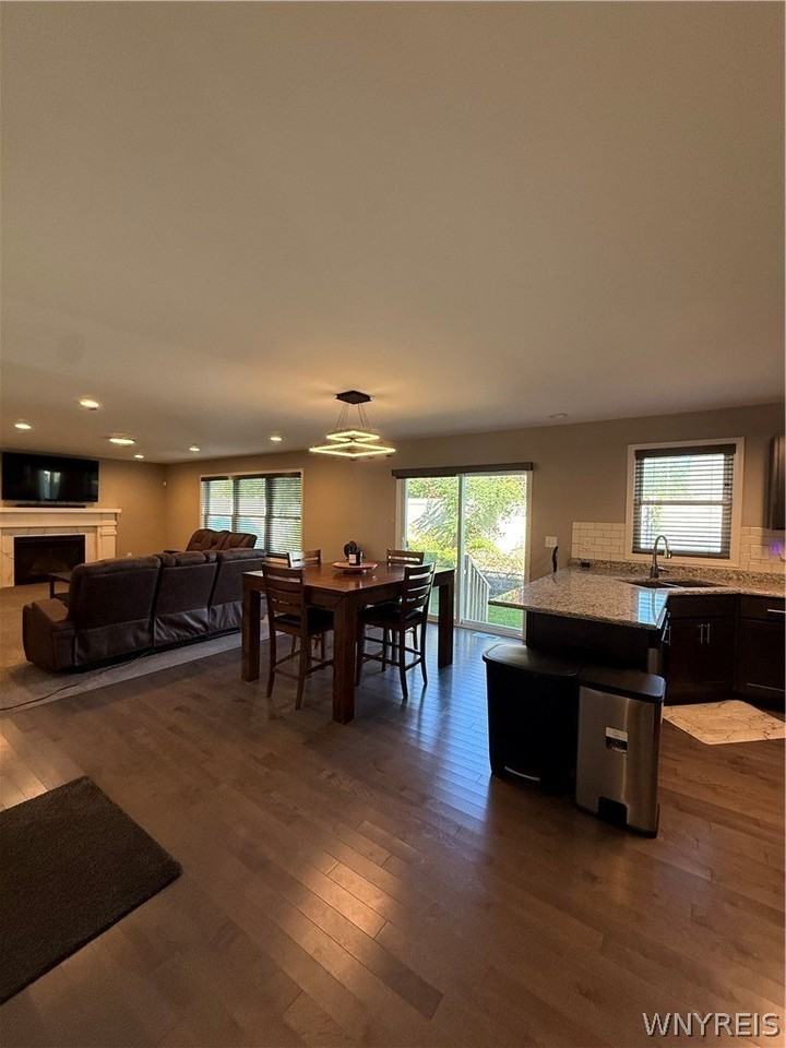 346 Rachel Vincent Way - Photo 4 of 22