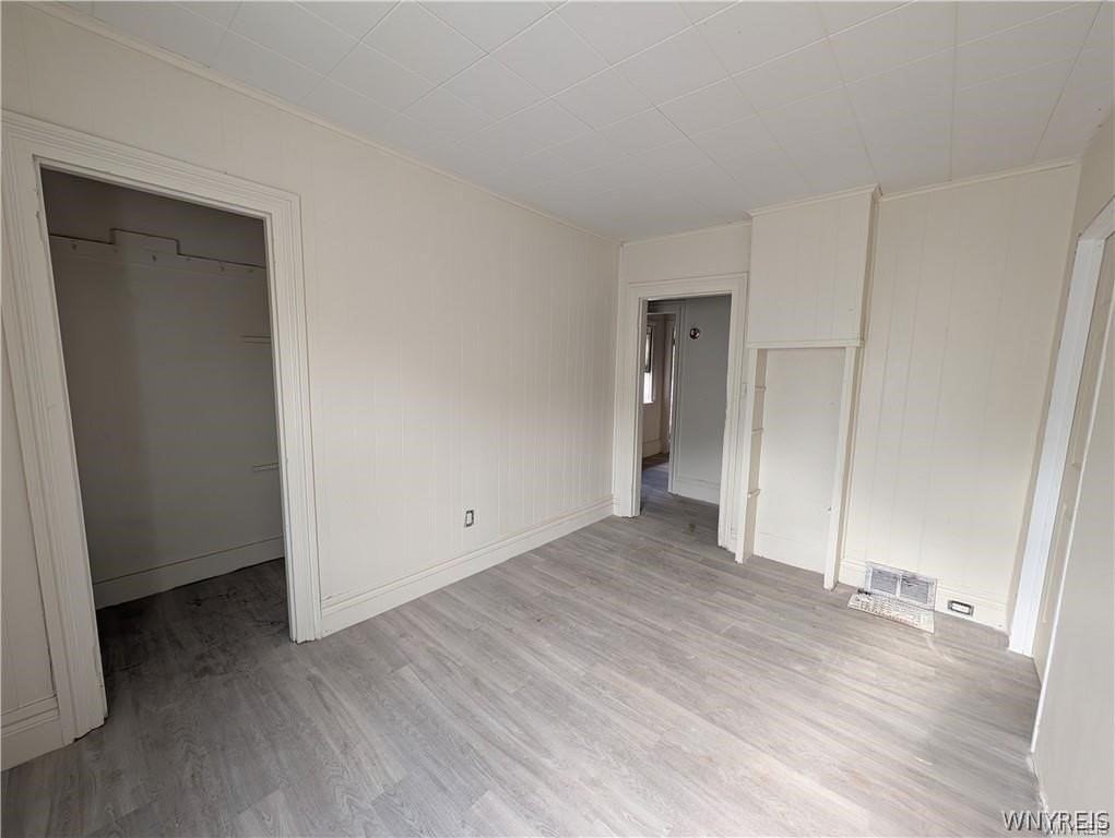 616 7th St - Photo 6 of 12
