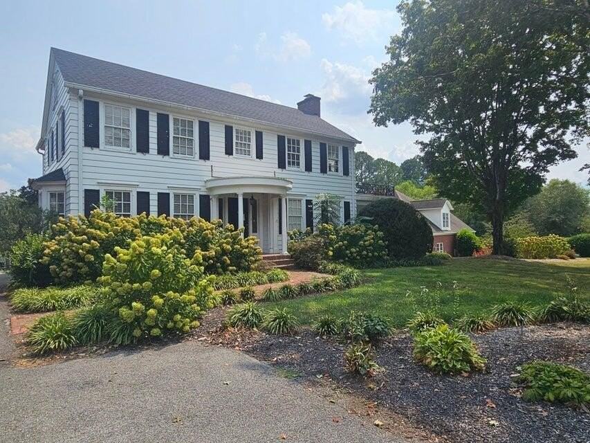 3210 Ocoee St N - Photo 4 of 27