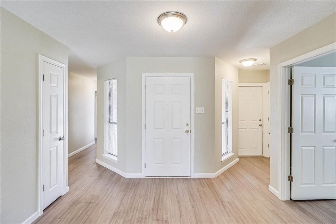 4929 Dusty Dawn Rd - Photo 3 of 40