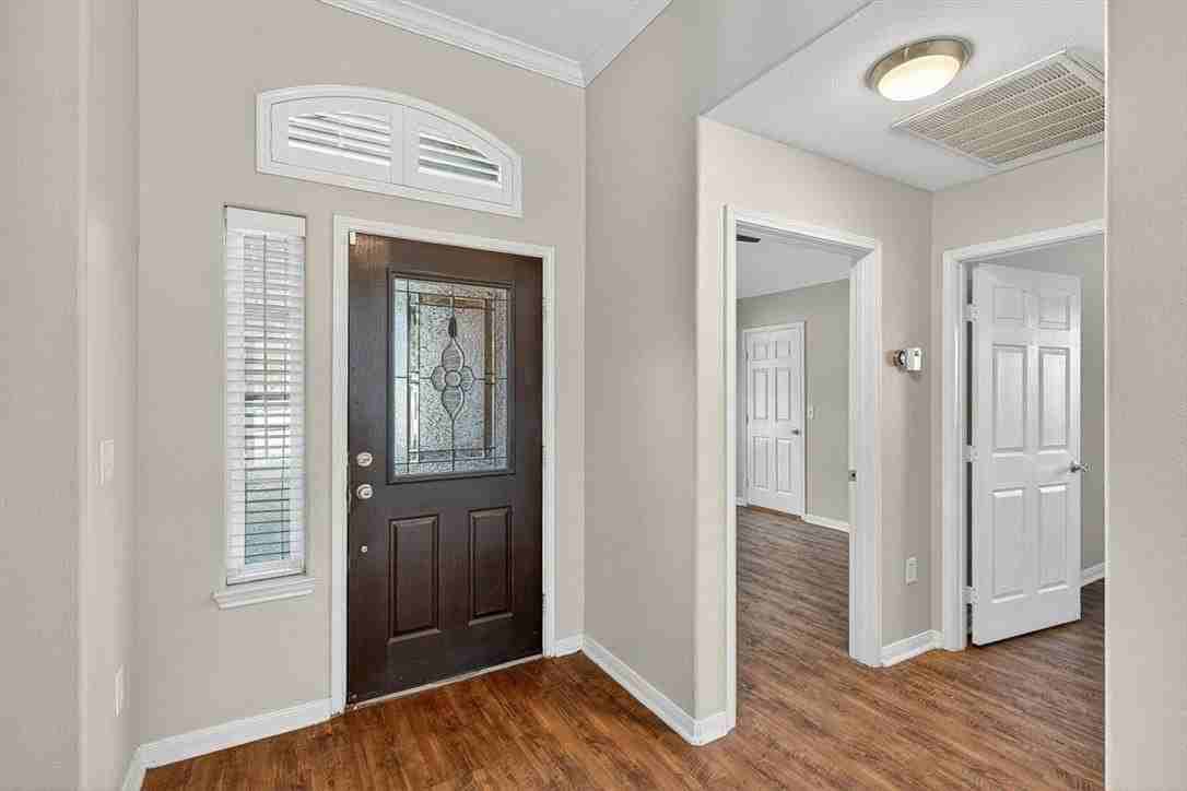 7506 Exeter - Photo 2 of 40
