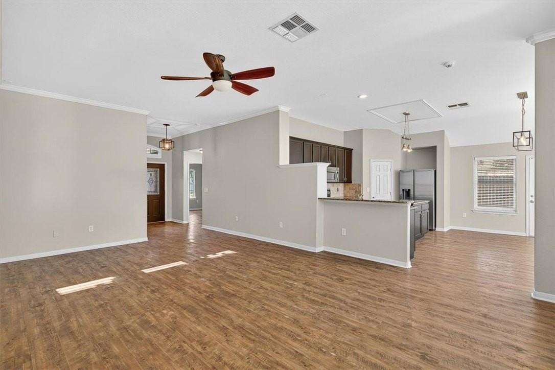 7506 Exeter - Photo 7 of 40