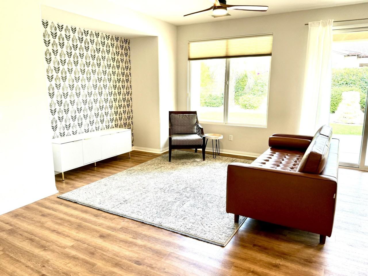60389 Honeysuckle St - Photo 3 of 33