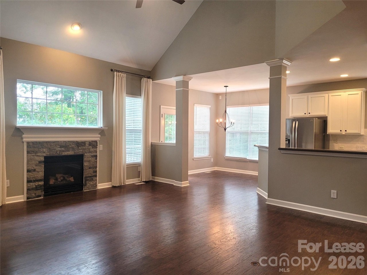 5618 Branthurst Dr - Photo 5 of 25