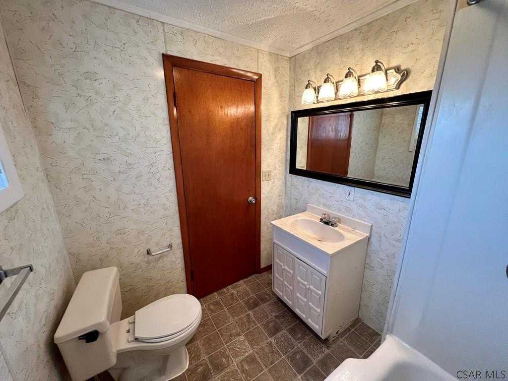 1695 Solomon Run Rd #3 - Photo 5 of 10