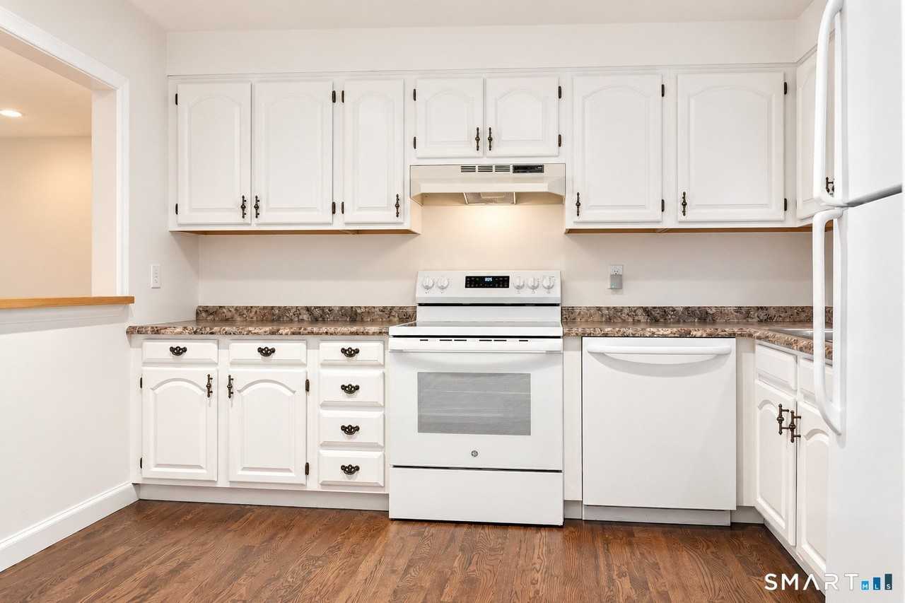 10 Prospect Ave #4 - Photo 6 of 17