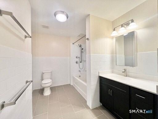 215 Stillwater Ave #216 - Photo 6 of 18