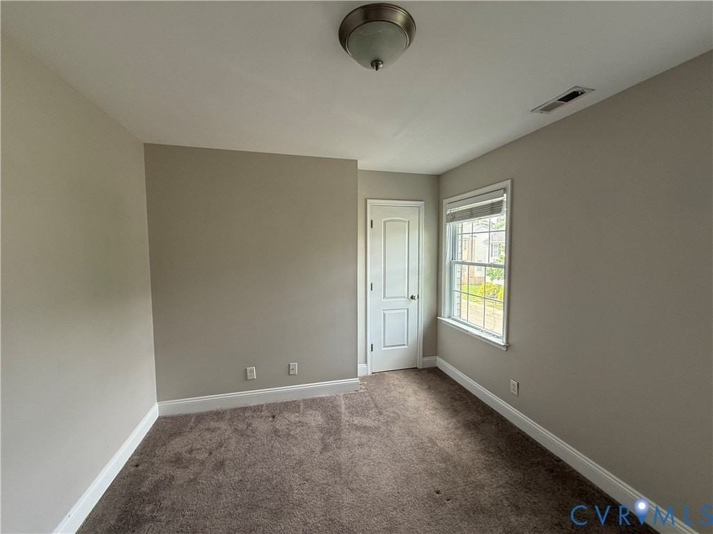 1709 Kemper St - Photo 7 of 8